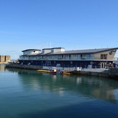 Crabbers' Wharf Aparthotel พอร์ตแลนด์ ภายนอก รูปภาพ