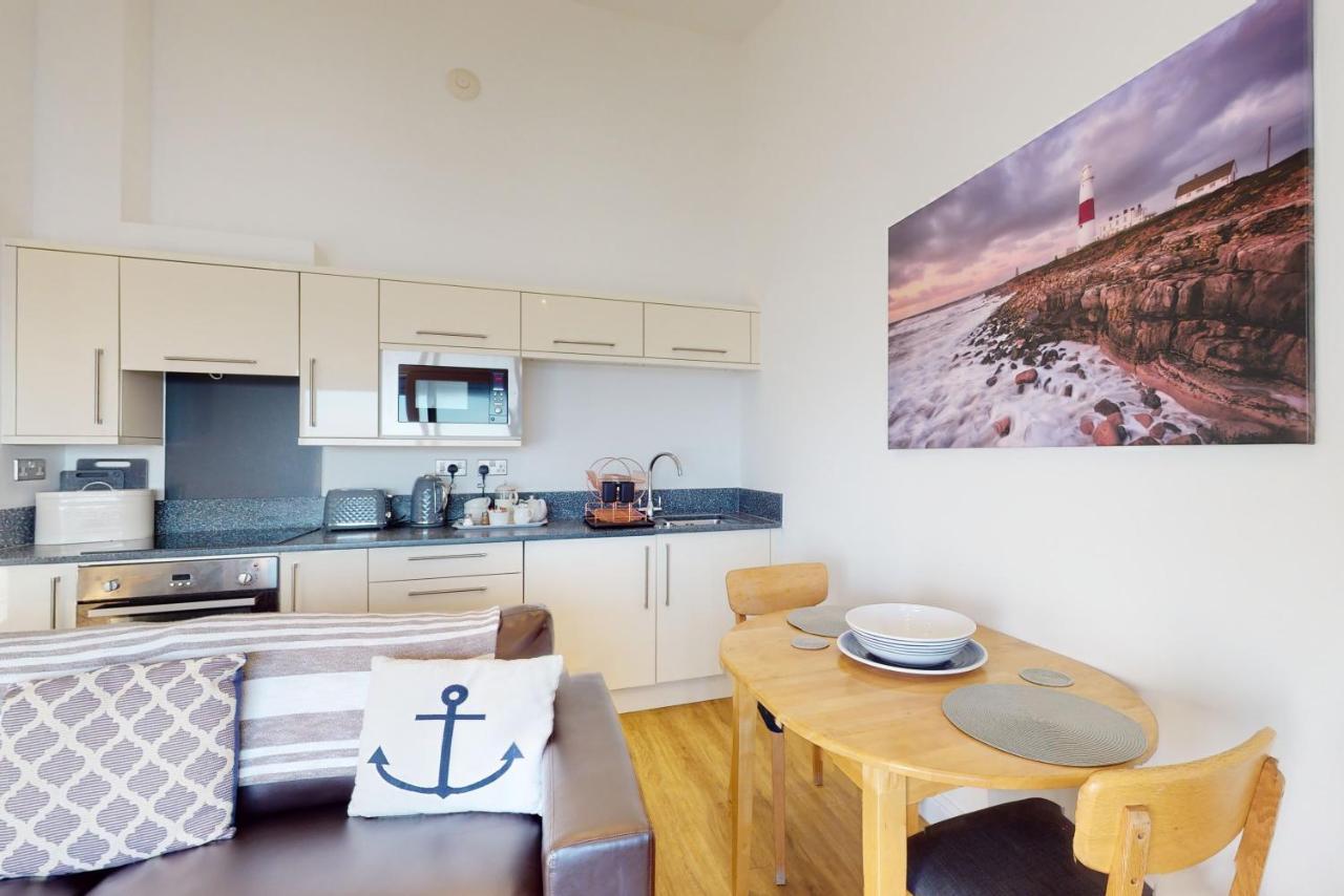 Crabbers' Wharf Aparthotel พอร์ตแลนด์ ภายนอก รูปภาพ