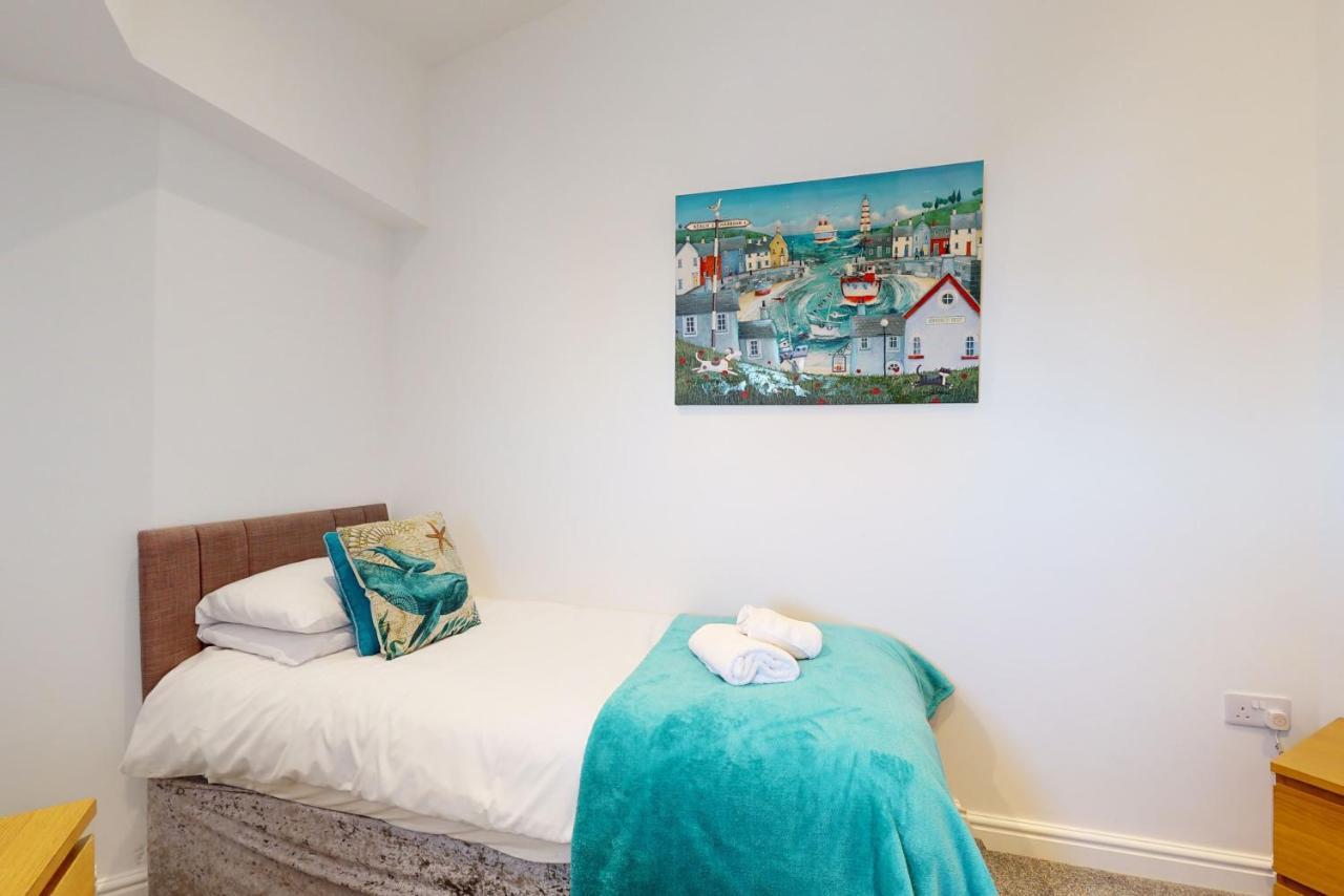 Crabbers' Wharf Aparthotel พอร์ตแลนด์ ภายนอก รูปภาพ