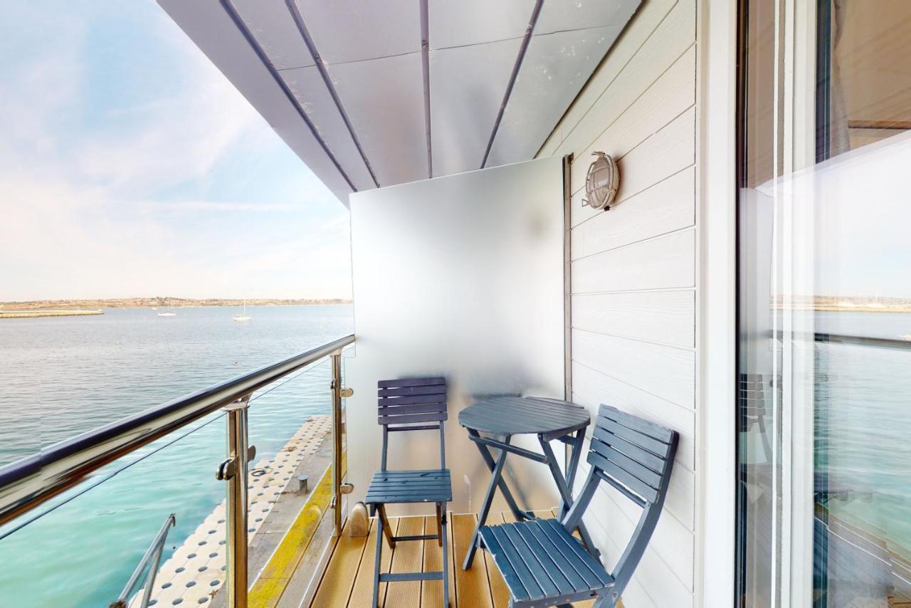 Crabbers' Wharf Aparthotel พอร์ตแลนด์ ภายนอก รูปภาพ