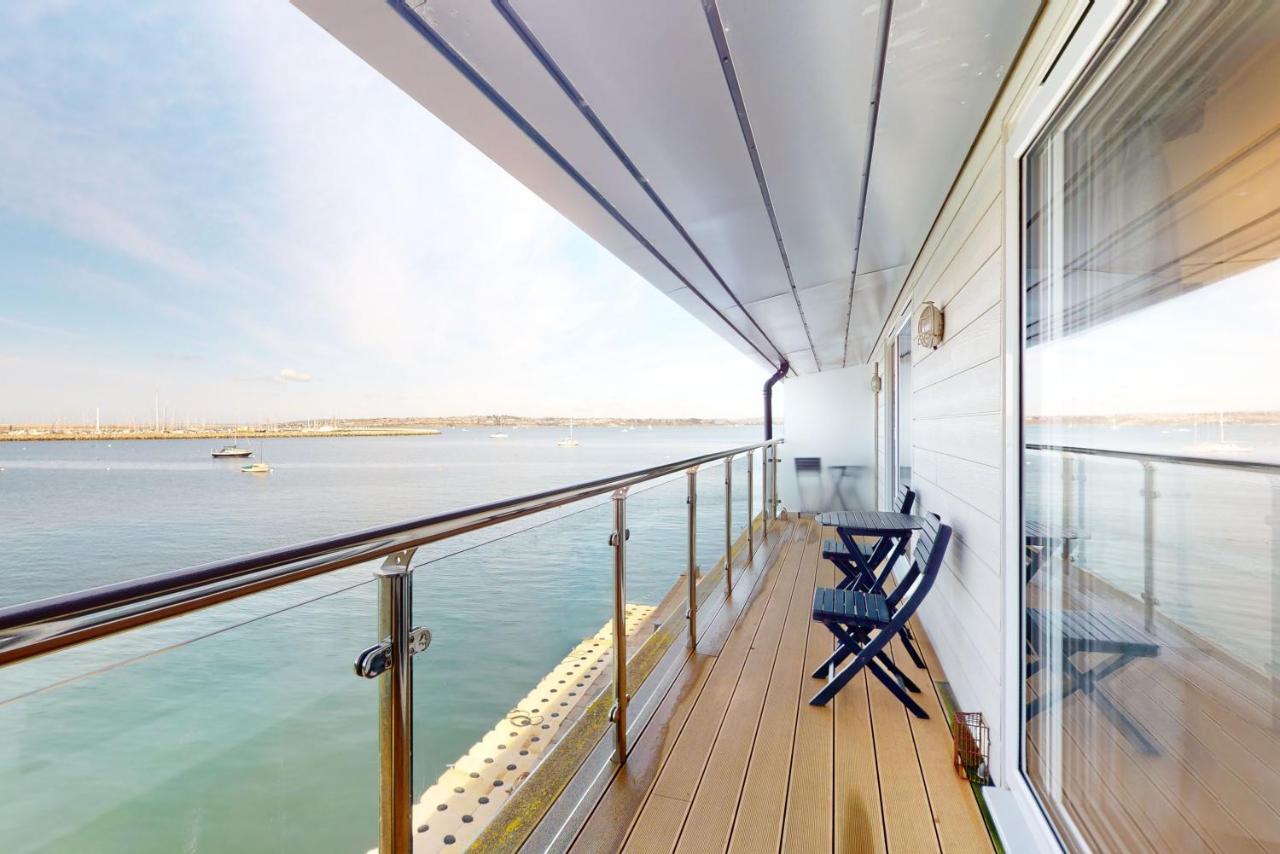 Crabbers' Wharf Aparthotel พอร์ตแลนด์ ภายนอก รูปภาพ