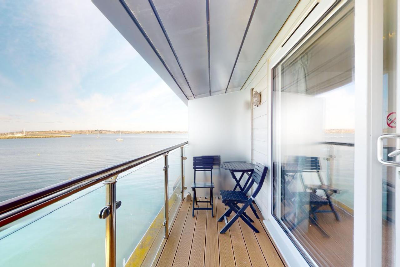 Crabbers' Wharf Aparthotel พอร์ตแลนด์ ภายนอก รูปภาพ