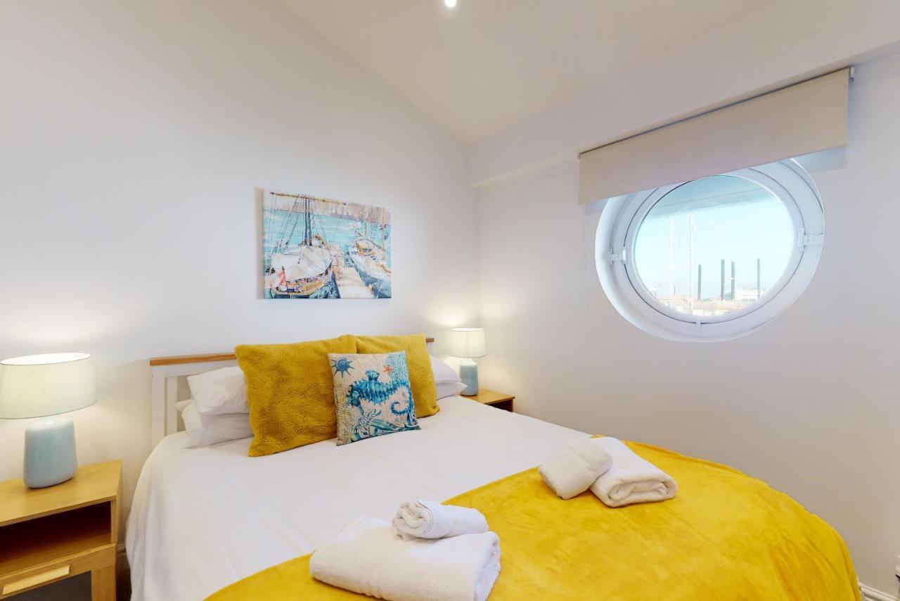 Crabbers' Wharf Aparthotel พอร์ตแลนด์ ภายนอก รูปภาพ