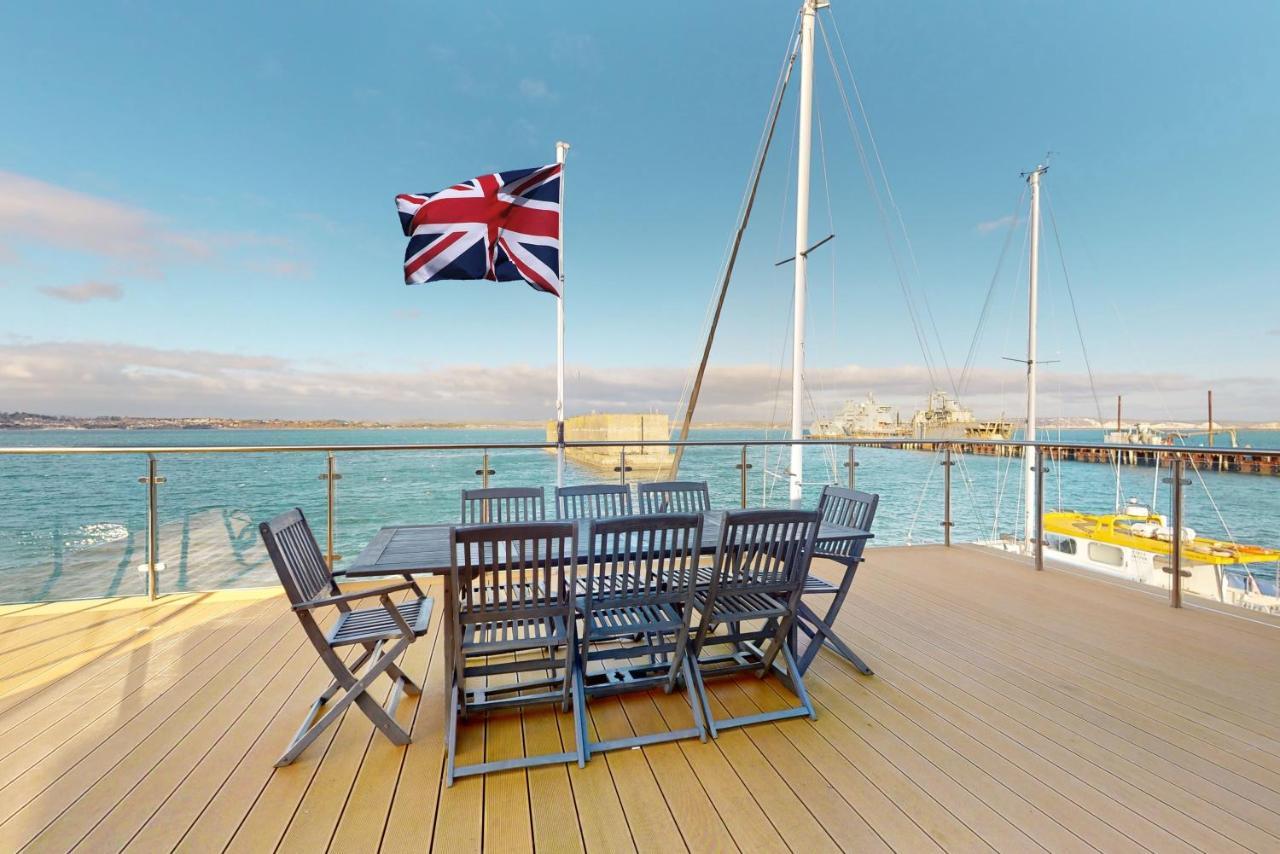 Crabbers' Wharf Aparthotel พอร์ตแลนด์ ภายนอก รูปภาพ